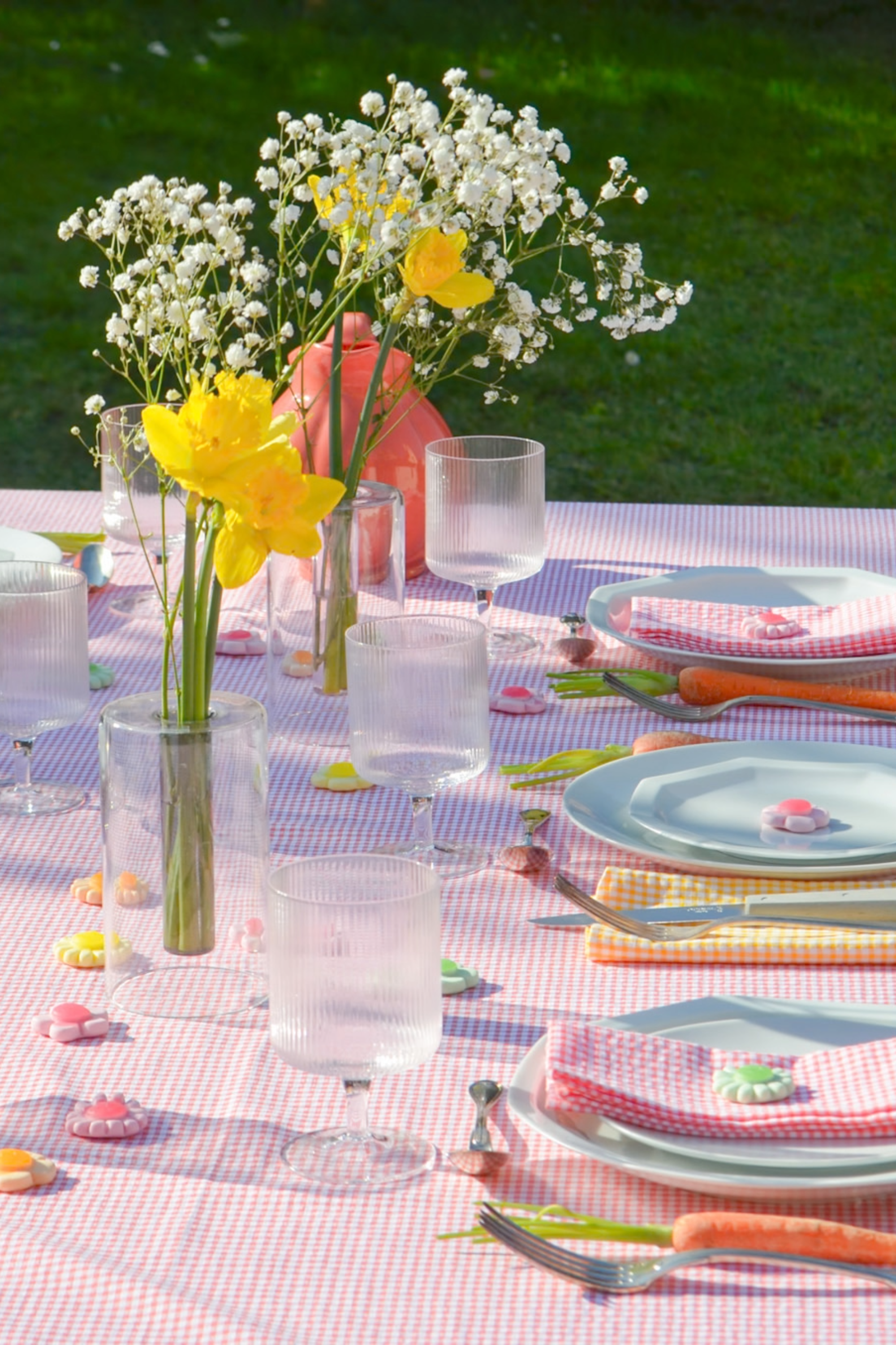 Table de Pâques inspirée par la douceur du printemps