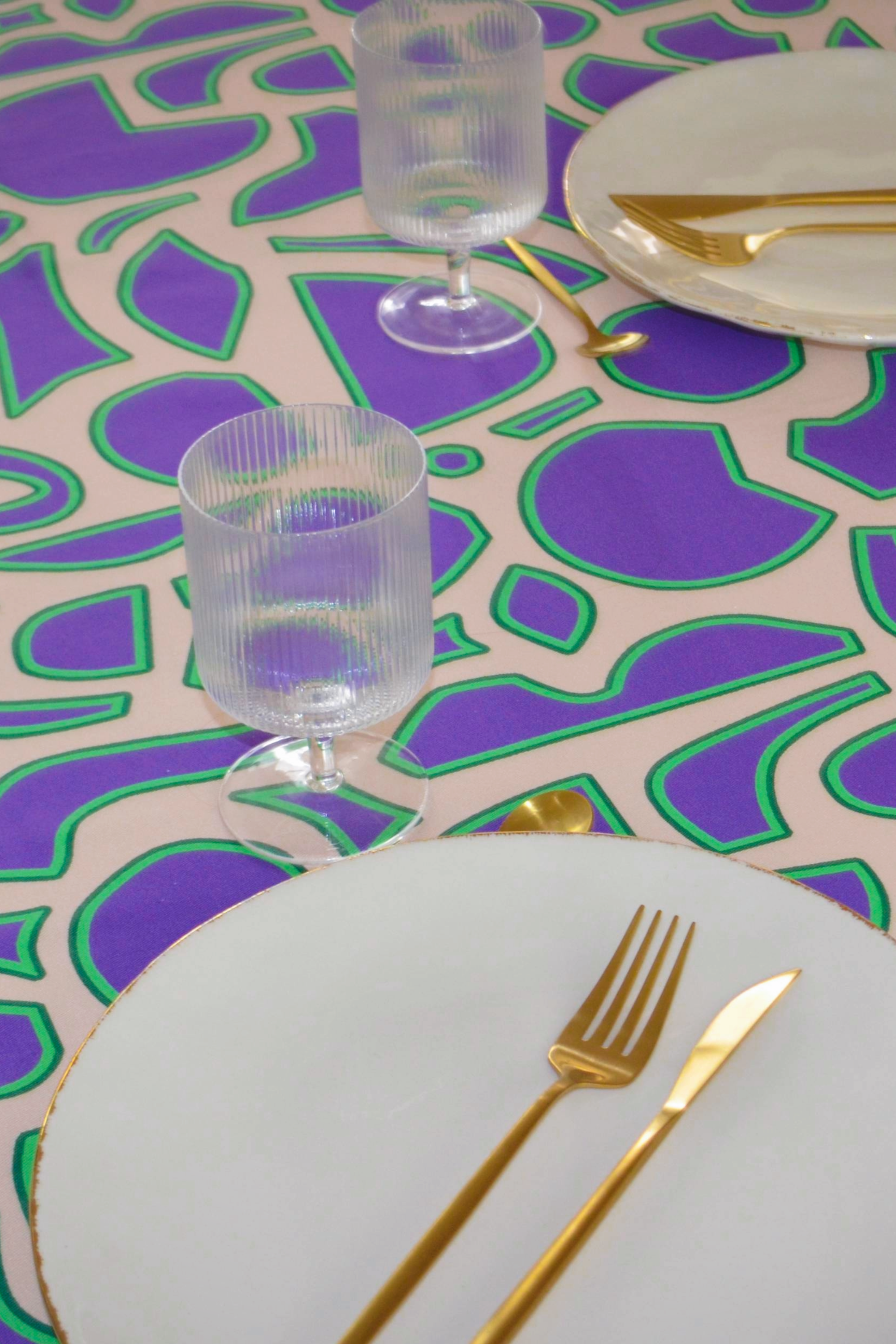 Précommande - Nappe motif big spiral violet 100% coton