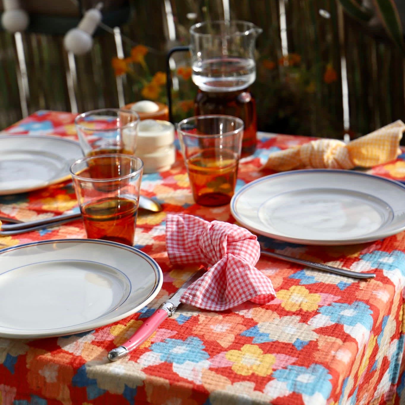 Chemin de table motif fleuri Fleurs Printanières