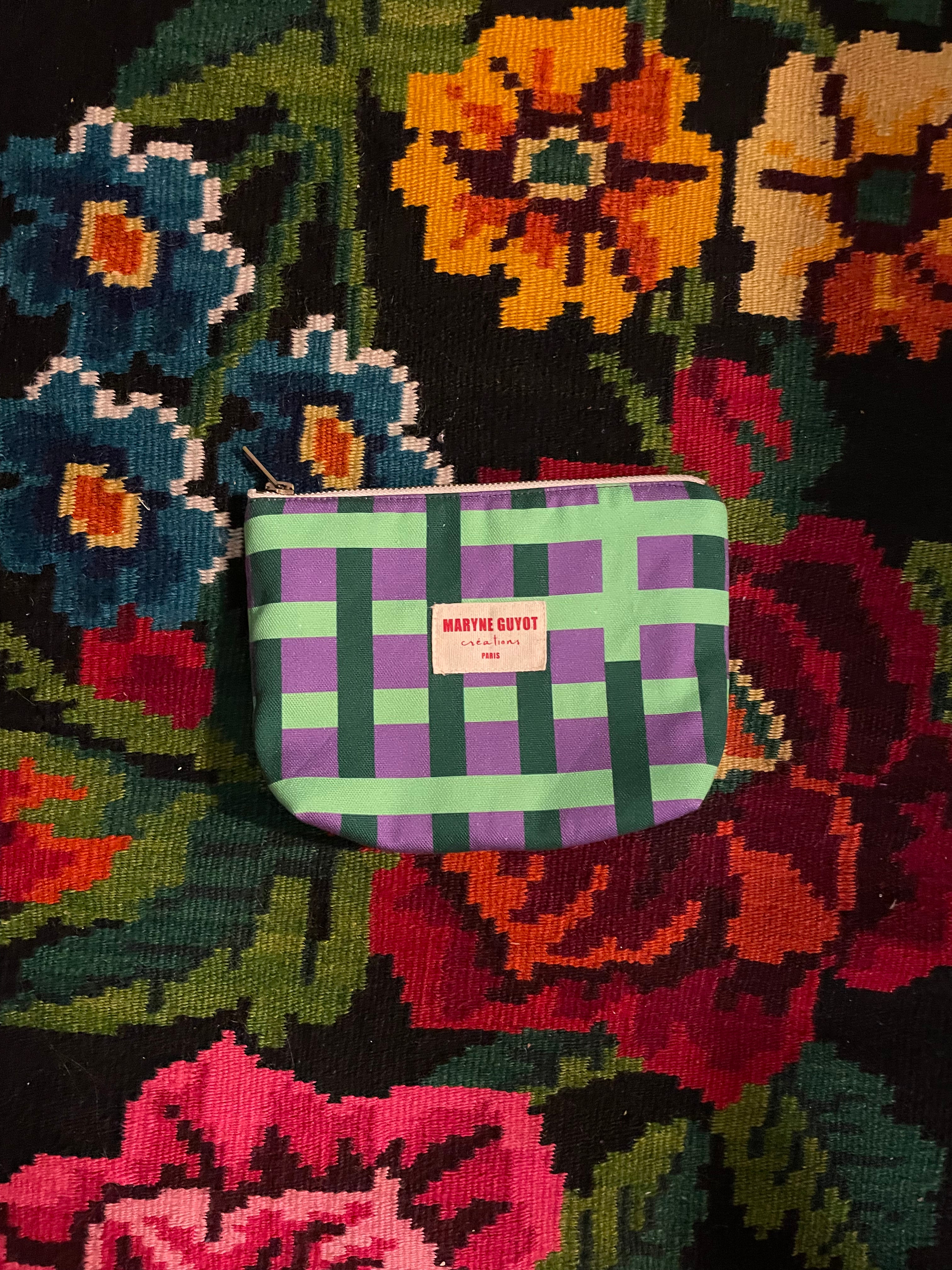 Pochette beauté motif à carreaux vert et violet