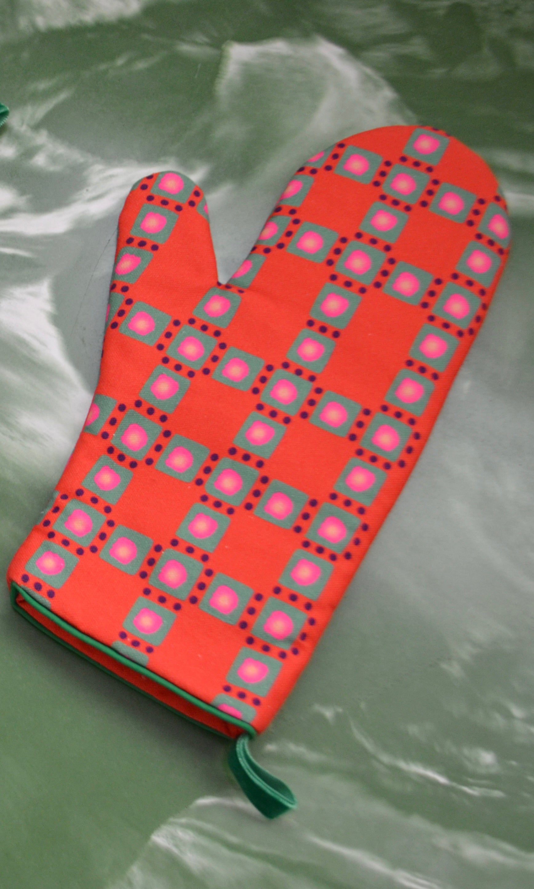 Gant cuisine motif vichy vintage rouge