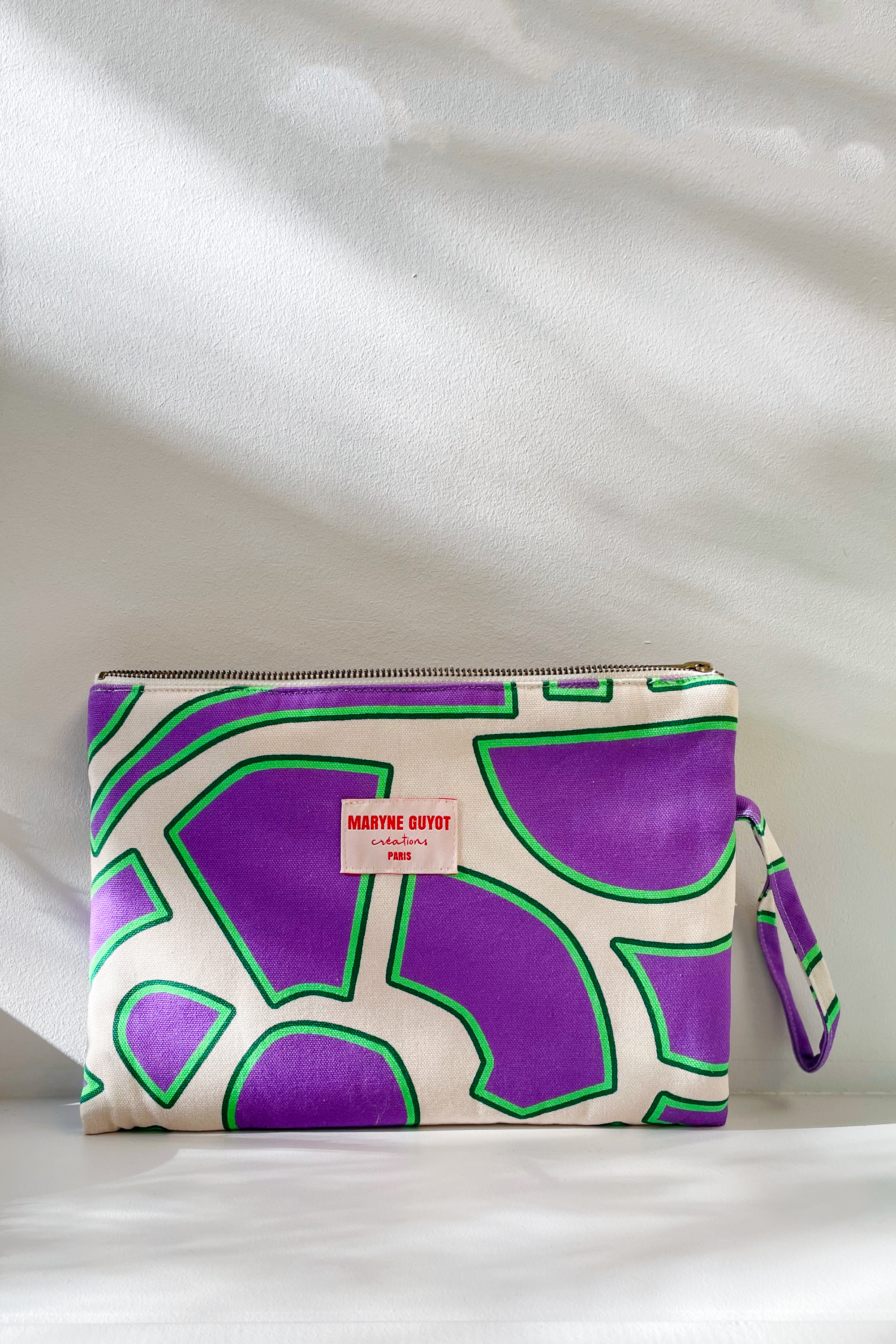 Trousse plate motif spiral violet et green