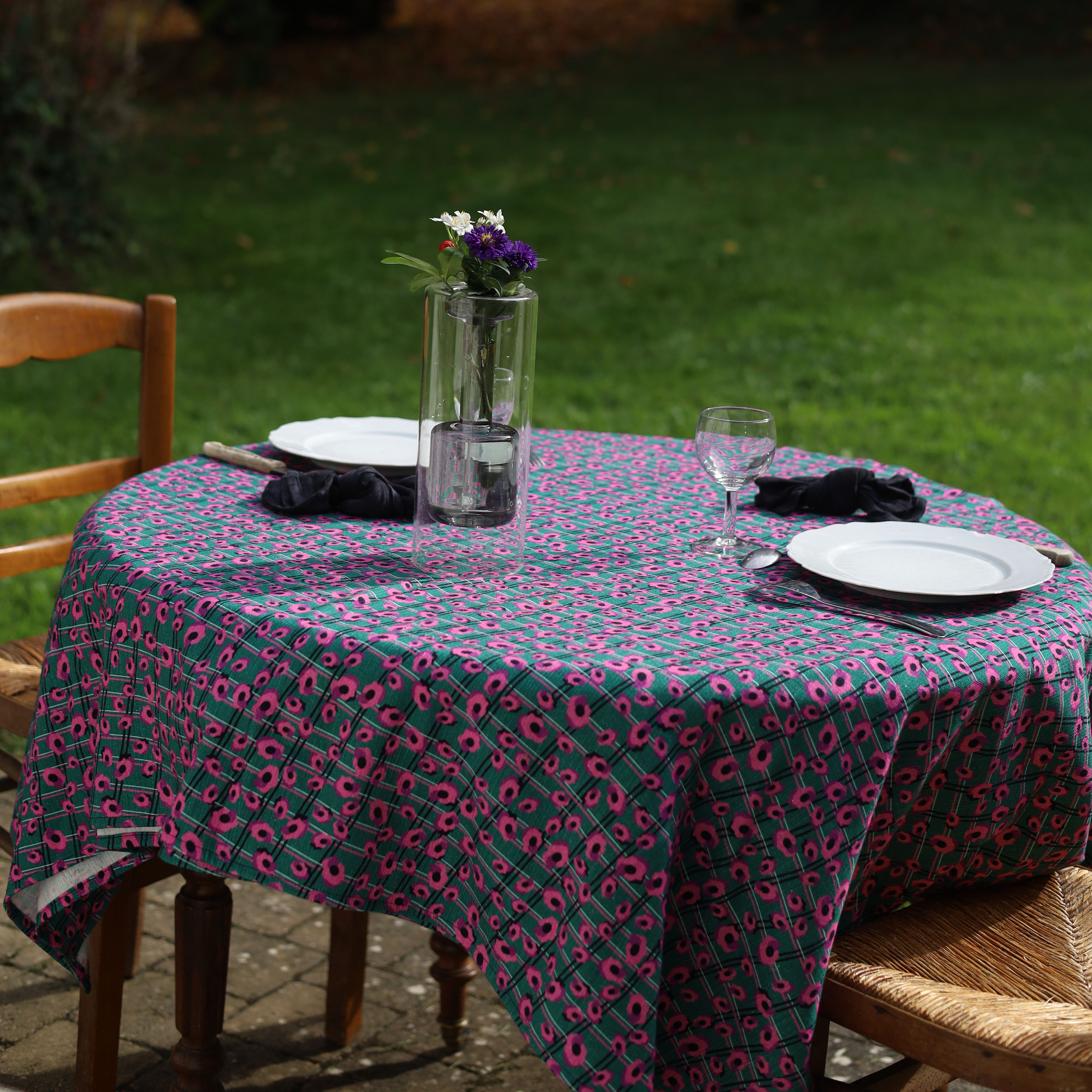 Nappe verte motifs fleurs et carreaux - Violette